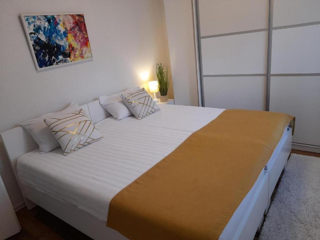 Apartmani Jasmina 2 Bihac Ruang foto